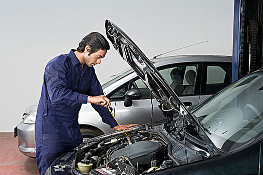 為什么“車用甲醇汽油”標(biāo)準(zhǔn)對水分含量有嚴(yán)格的要求